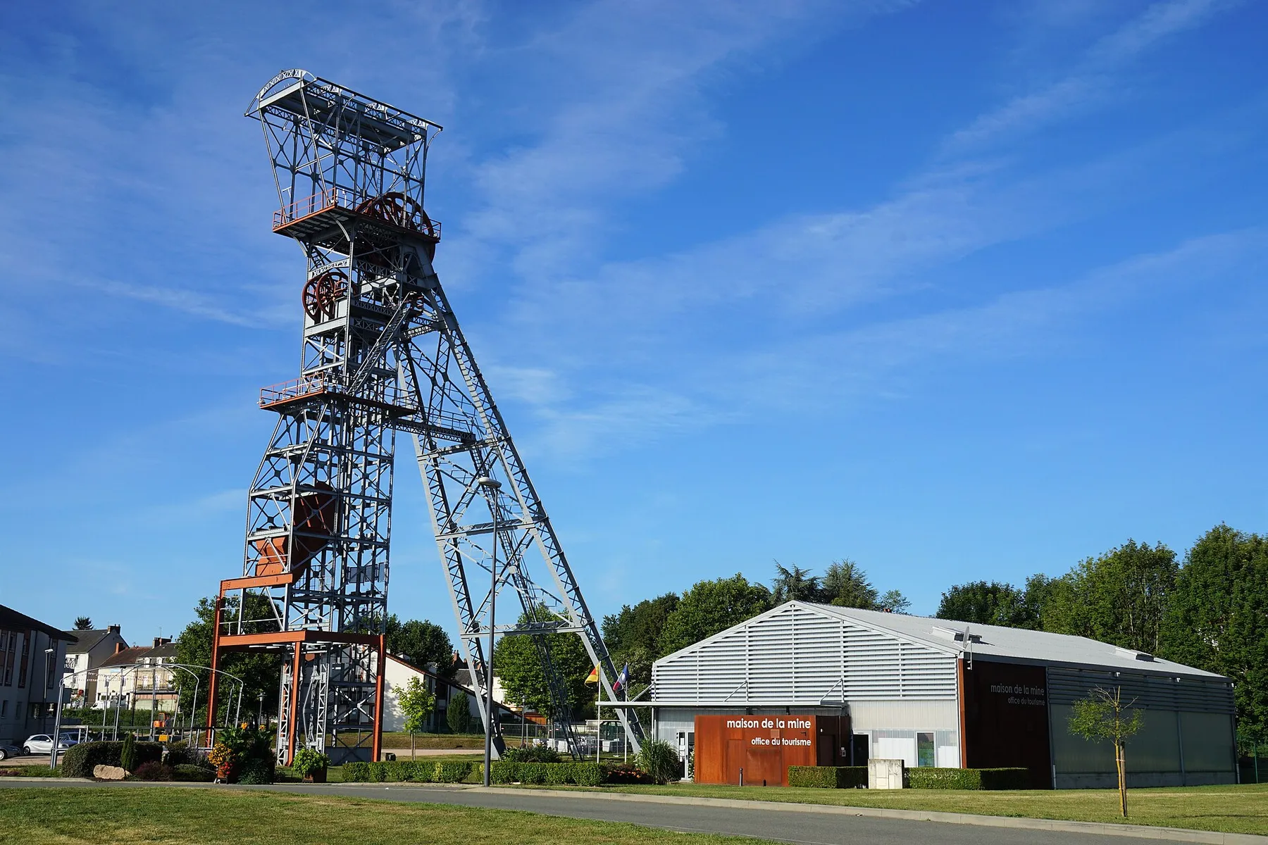 Le puits Saint-Joseph, musée de la mine de Saint-Éloy.