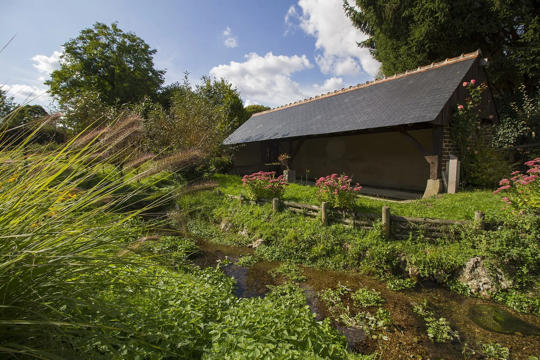 Thoiré-sur-Dinan - Sarthe (lavoir)