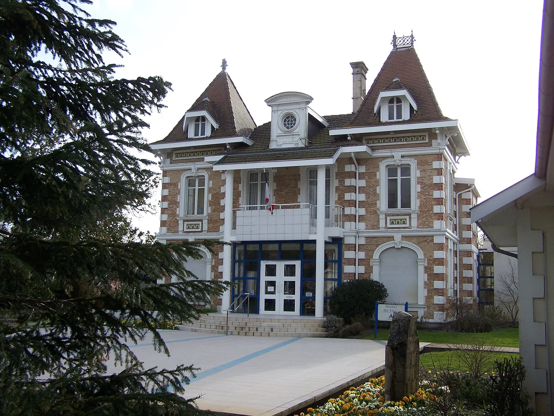 Mairie d'Andernos-les-Bains, Gironde, France