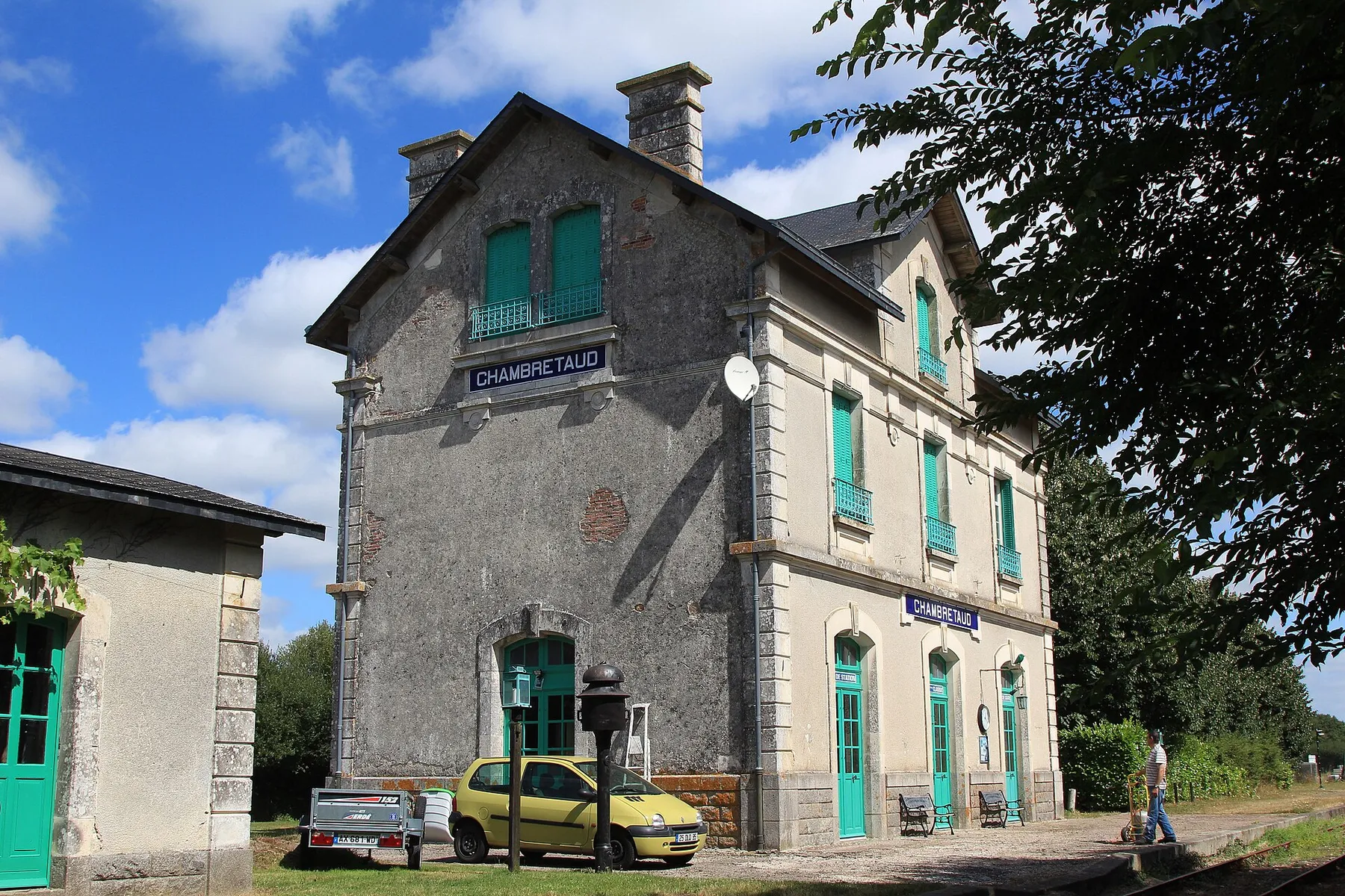 Ancien bâtiment voyageurs de la gare de Chambretaud.