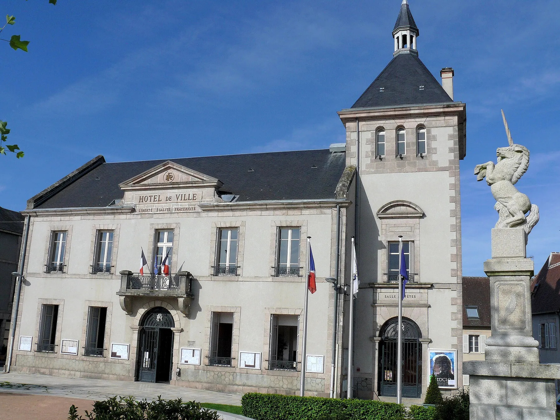 Boussac (Creuse) - Hôtel de ville