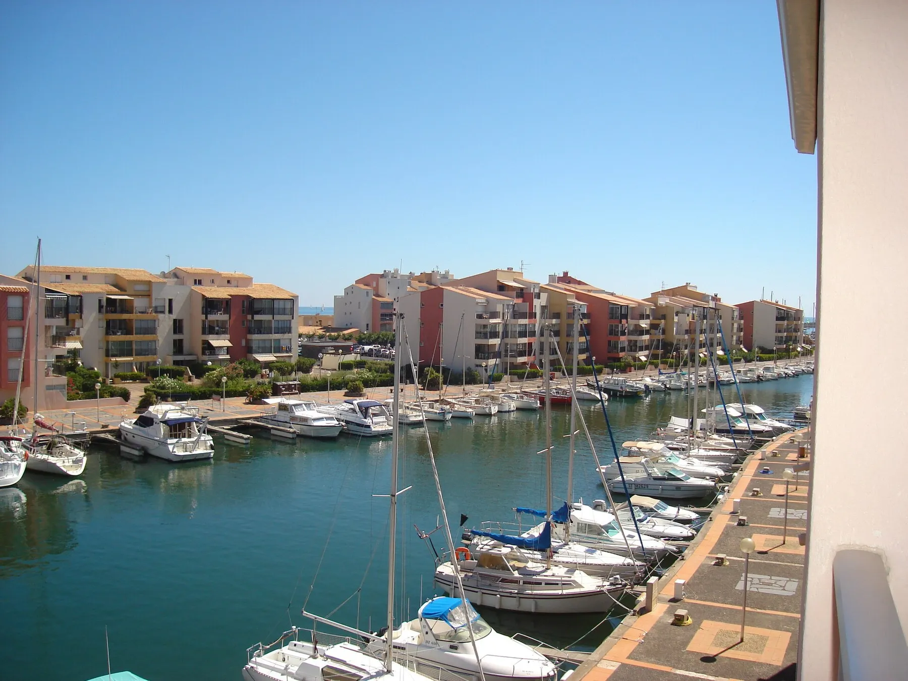Cap d'Agde (Hérault, France) - l'Avant-port et l'île des Pêcheurs.