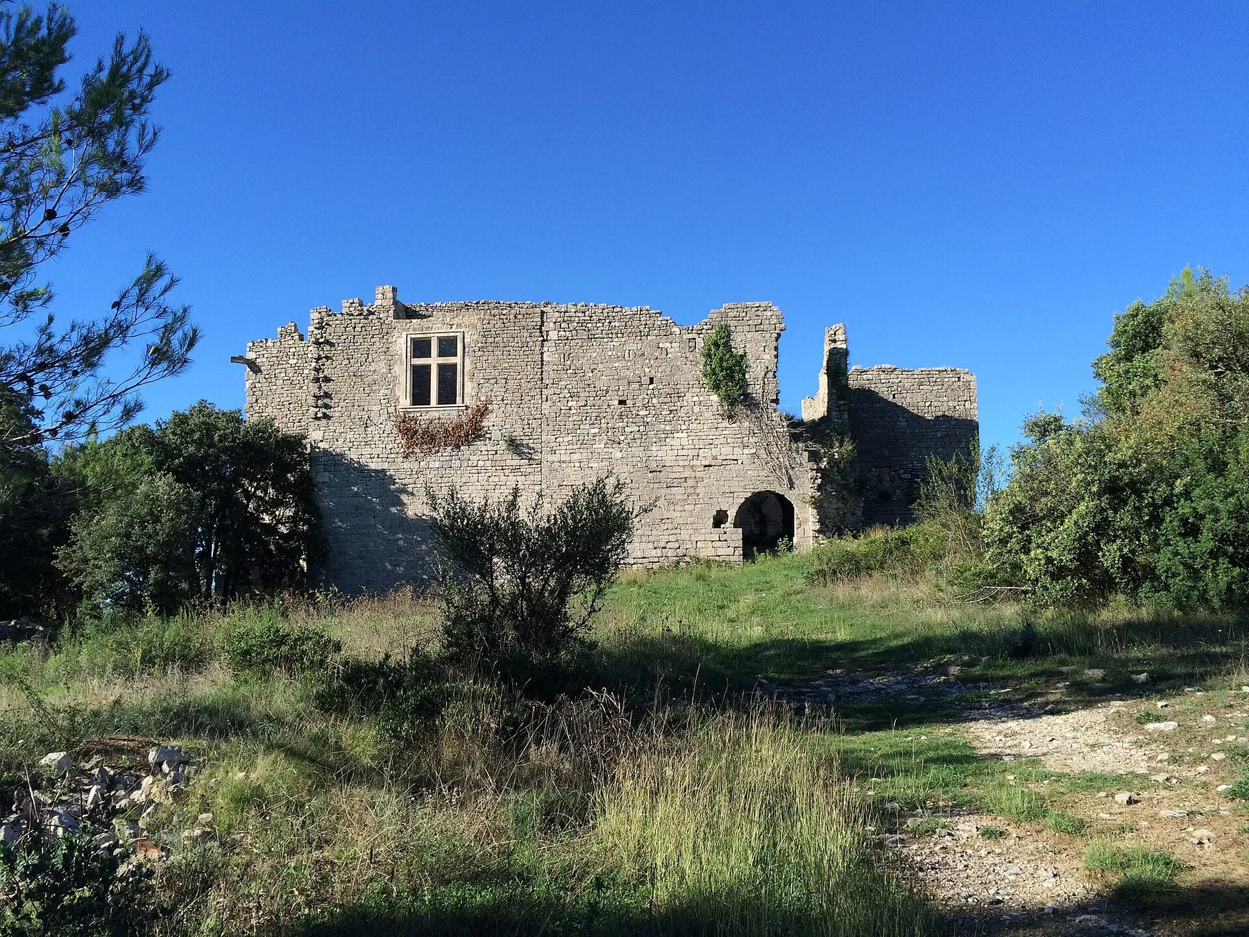https://fr.wikipedia.org/wiki/Montaud_(Hérault)