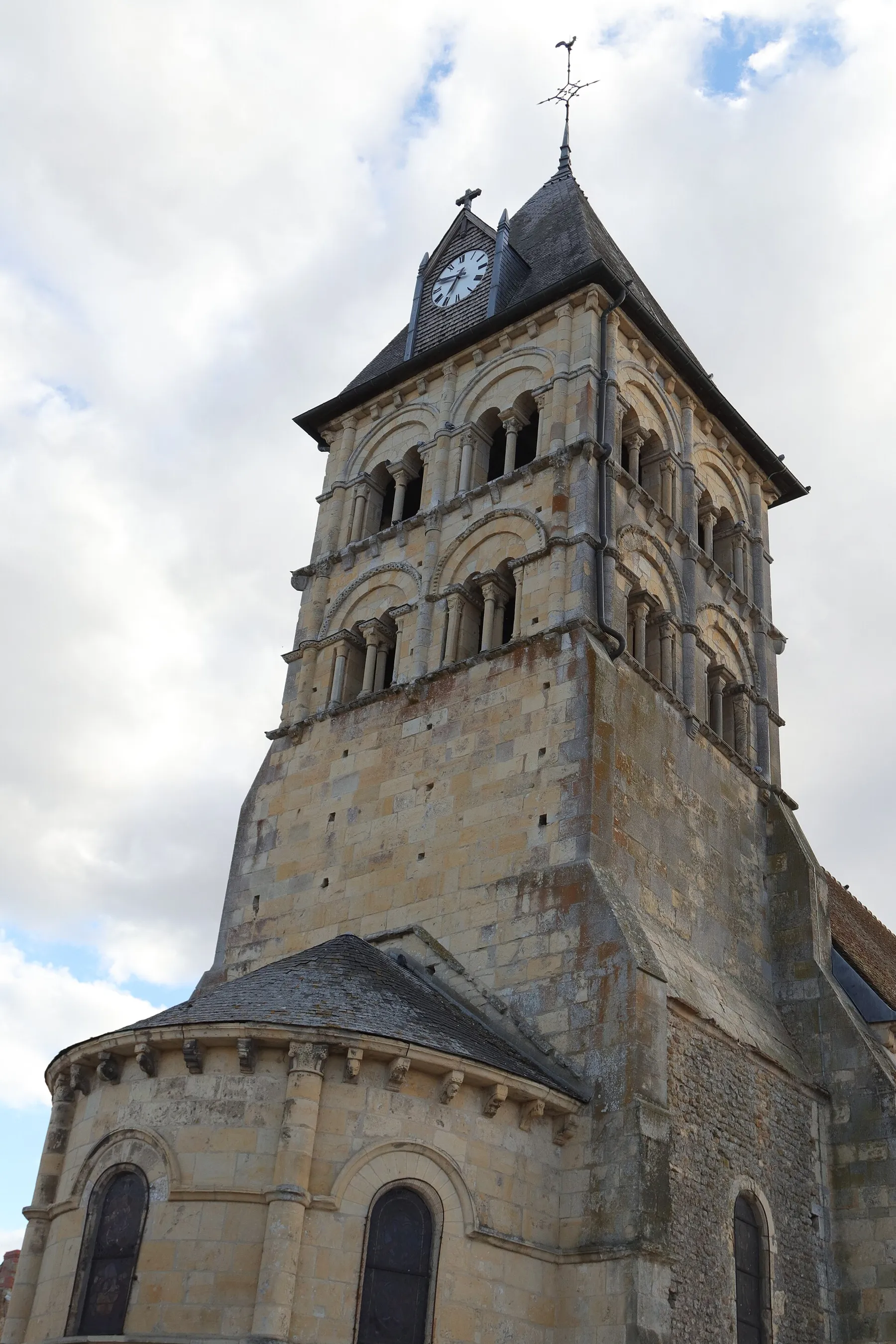 Clocher de l'église de Marzy