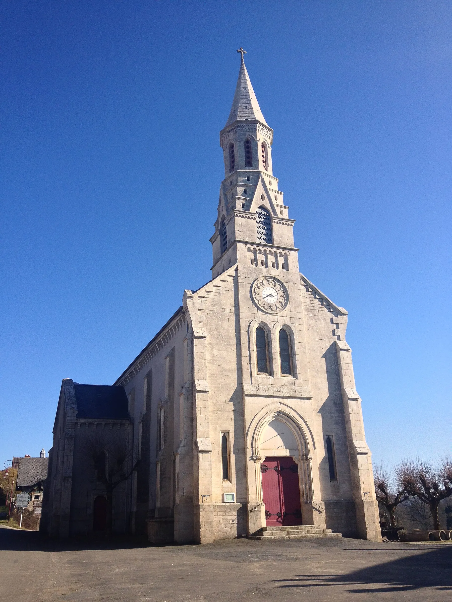 L'église de Saint-Vitte-sur-Briance, située dans le bourg.