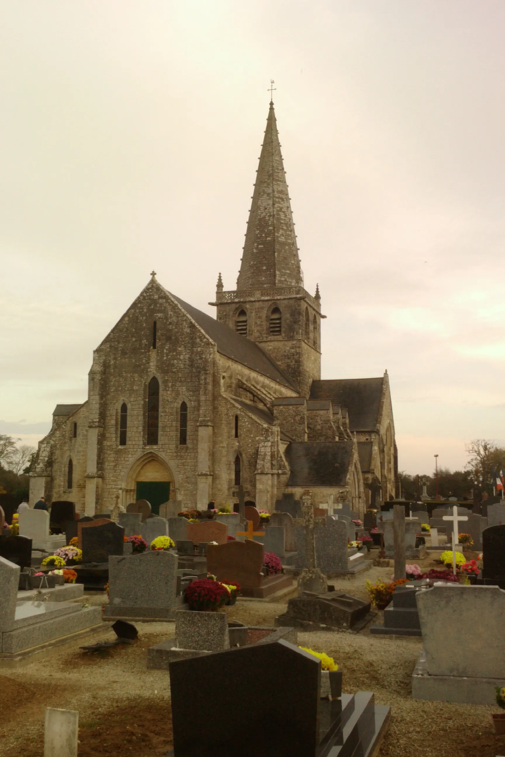 Église Saint-Candide de fr:Picauville (13e ; 15e ; 17e)