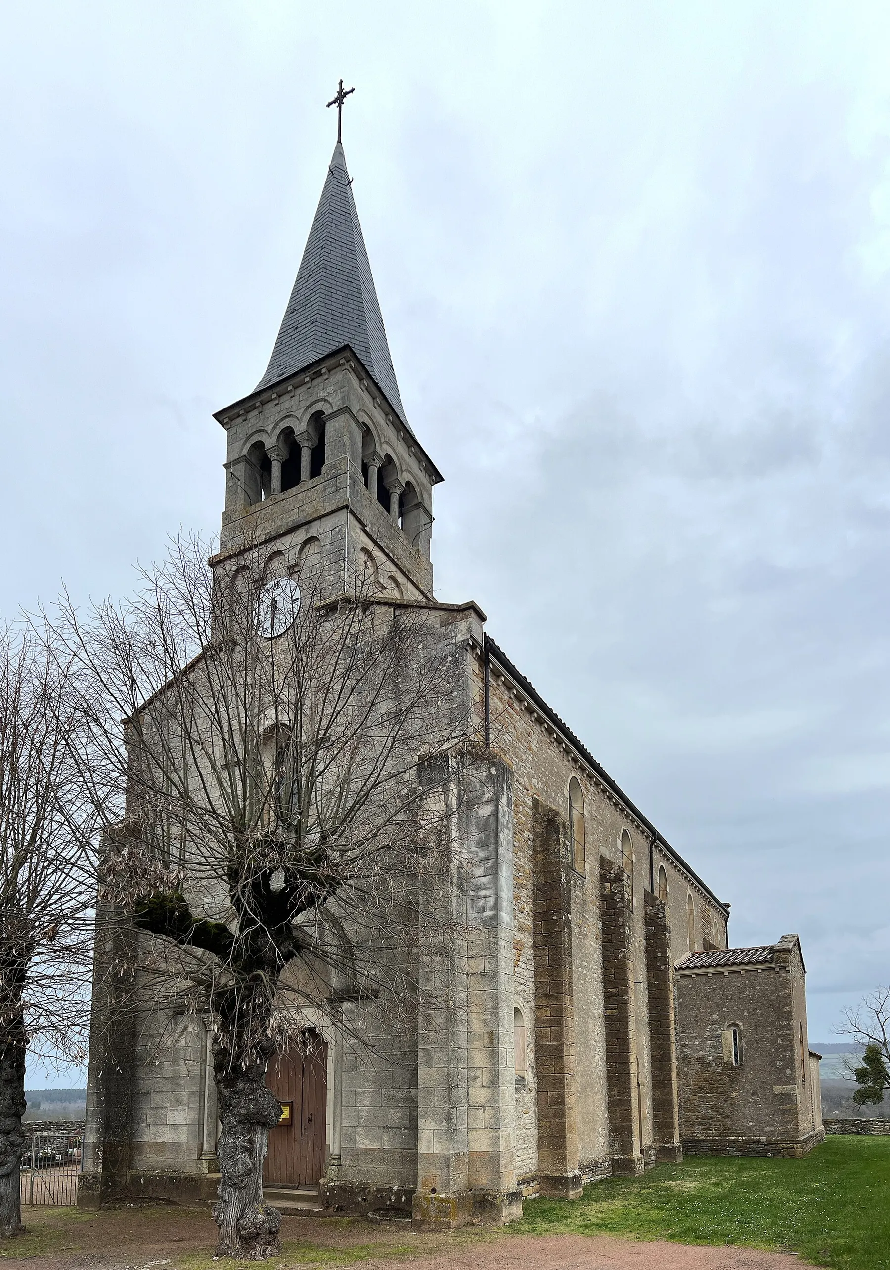 Église Saint-Denis, Massilly.