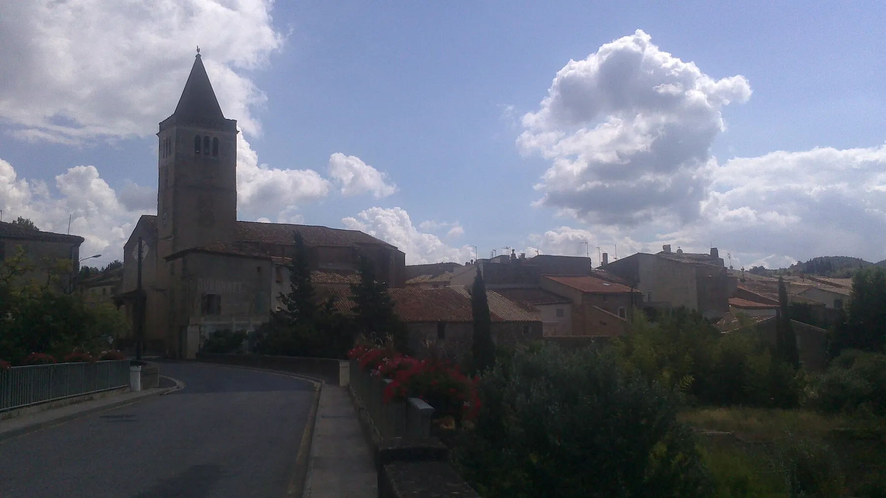 Église Saint-Laurent de Saint-Laurent-de-la-Cabrerisse, dans l'Aude (France)