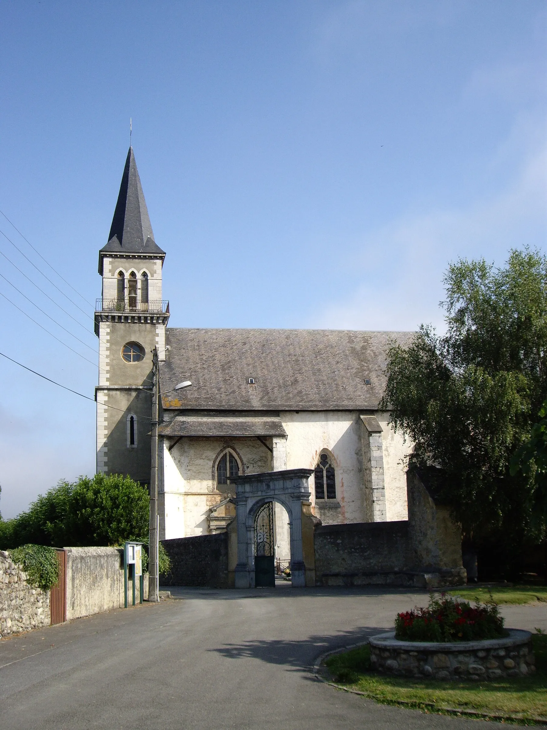 Église Saint-Saturnin de Pouzac (65)