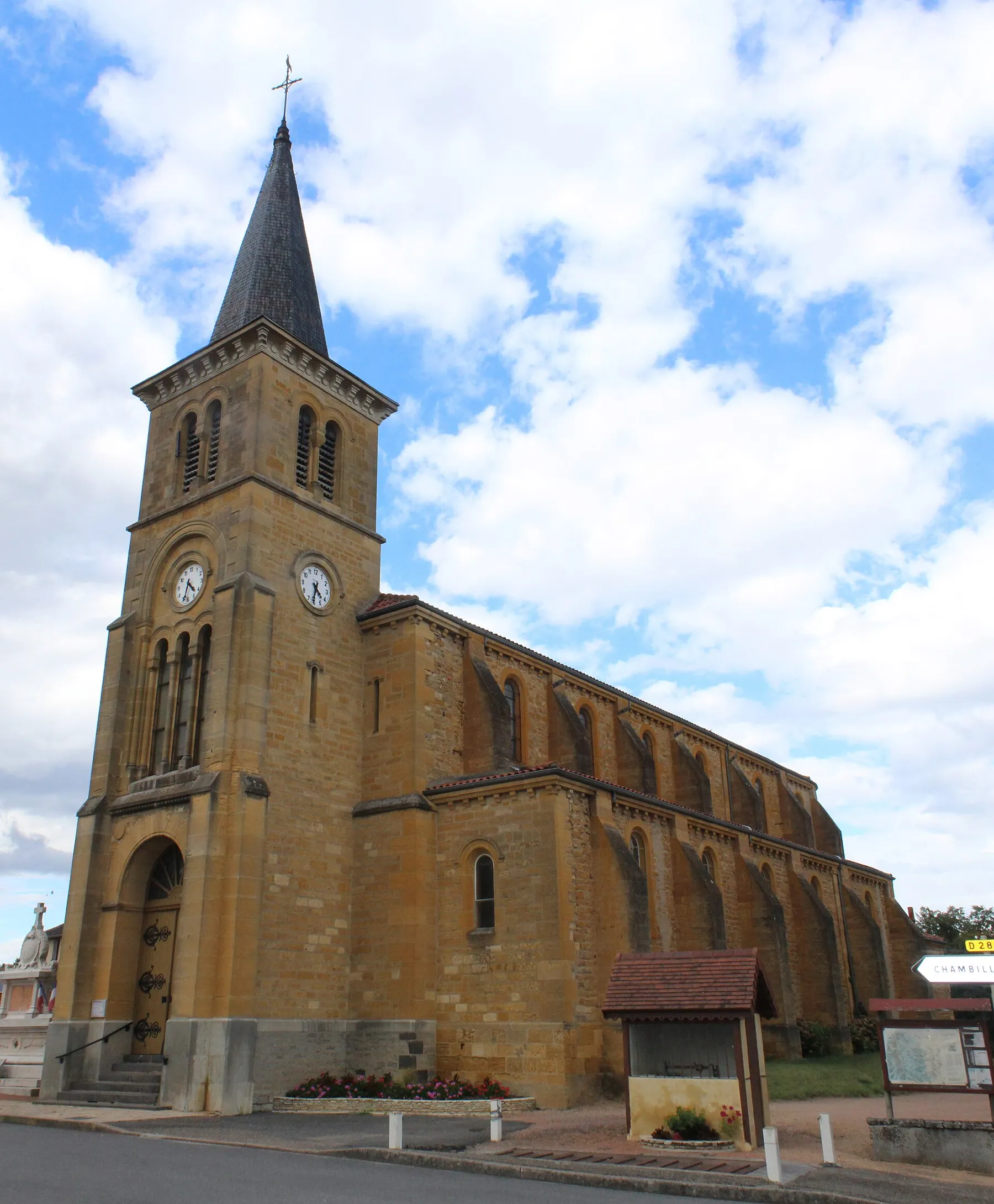Église Saint-Julien d'Artaix.