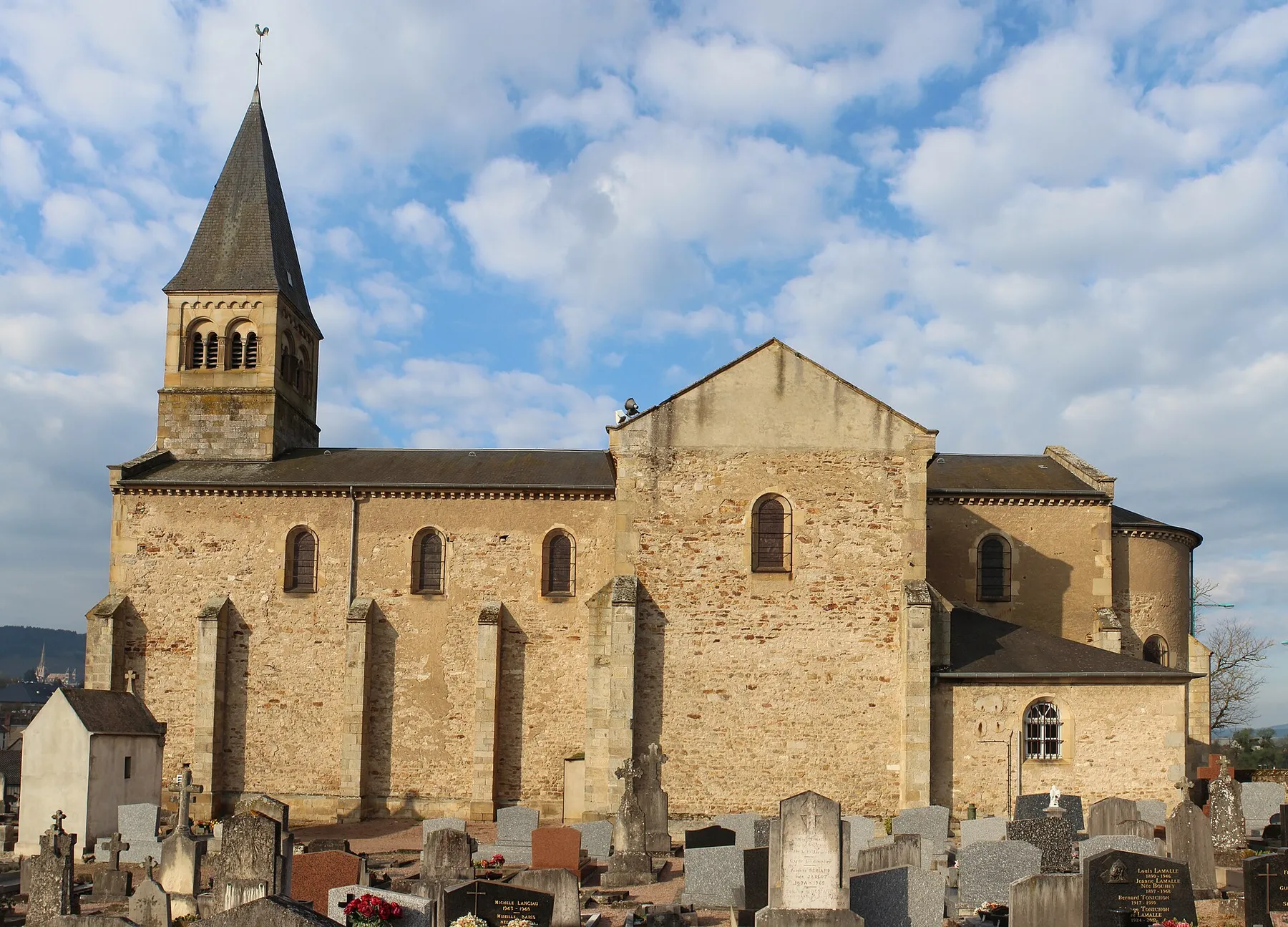 Église Saint-Symphorien de Saint-Pantaléon, Autun.