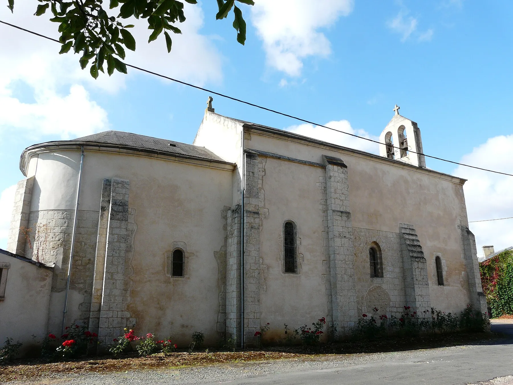 L'église Saint-Cybard de La Grimaudière, Vienne, France.