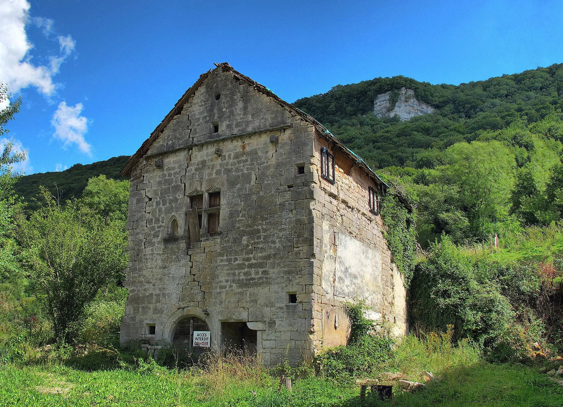 Inscrit aux monuments historiques sous le numéro PA25000073