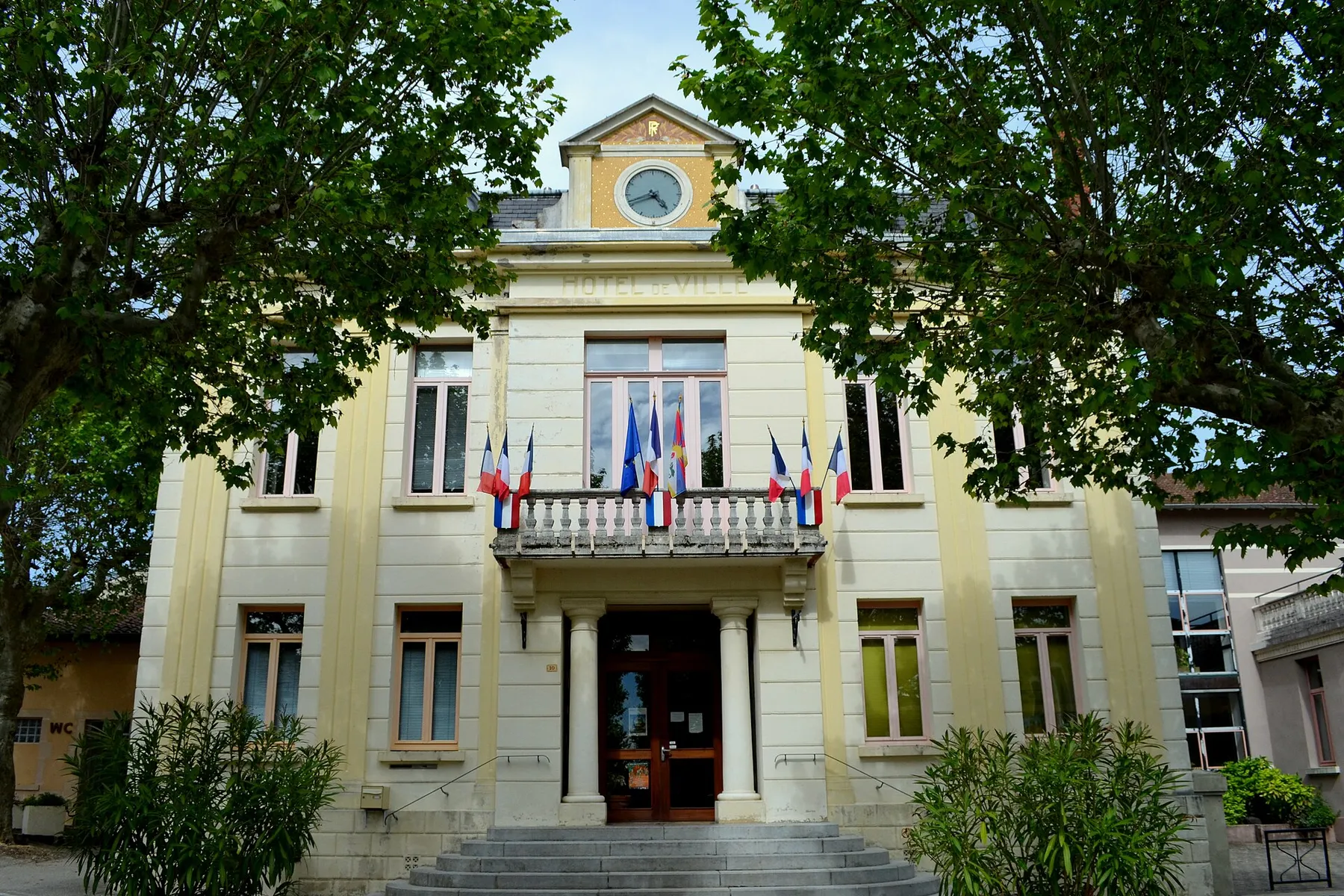 Mairie d'Hauterives, Drôme, France.