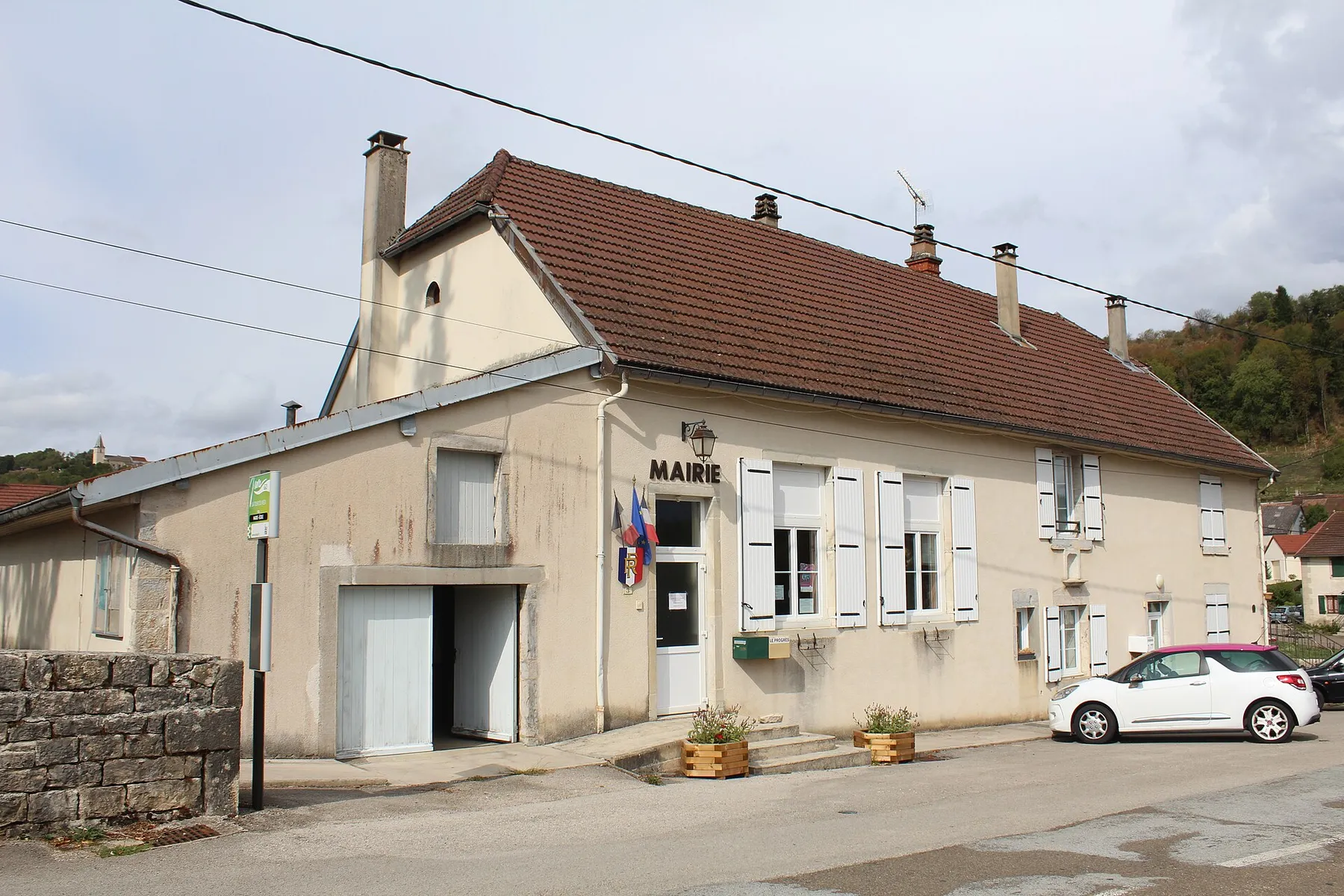 Mairie de La Tour-du-Meix.