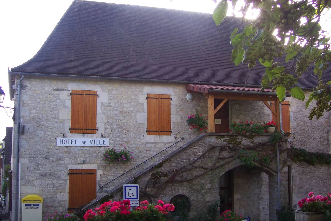 Picture of town hall of Montfaucon in Lot, France.