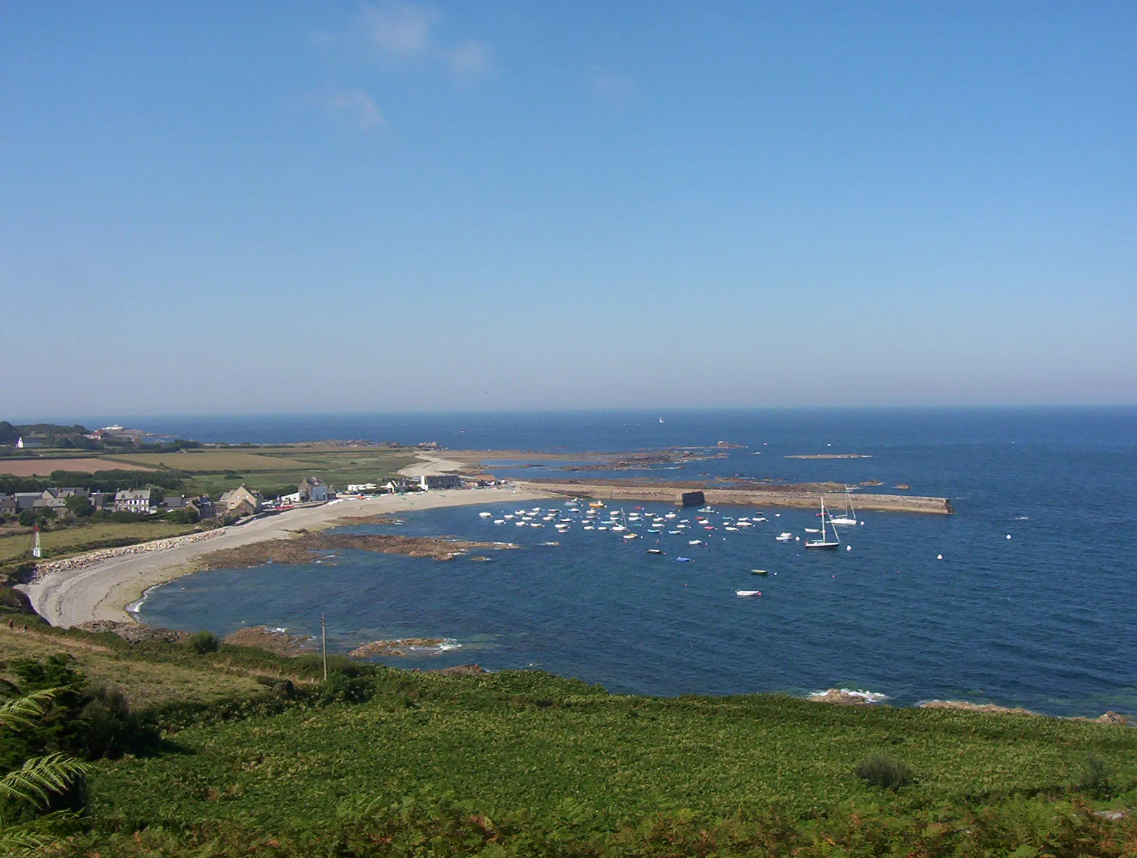 Port du Hâble d'Omonville-la-Rogue vu depuis le Fort.