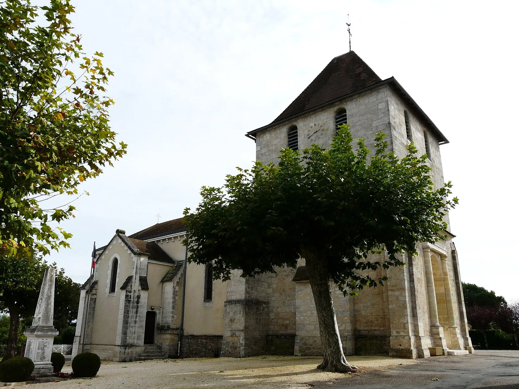L'église Saint-Martial, Saint-Martial-d'Artenset, Dordogne, France