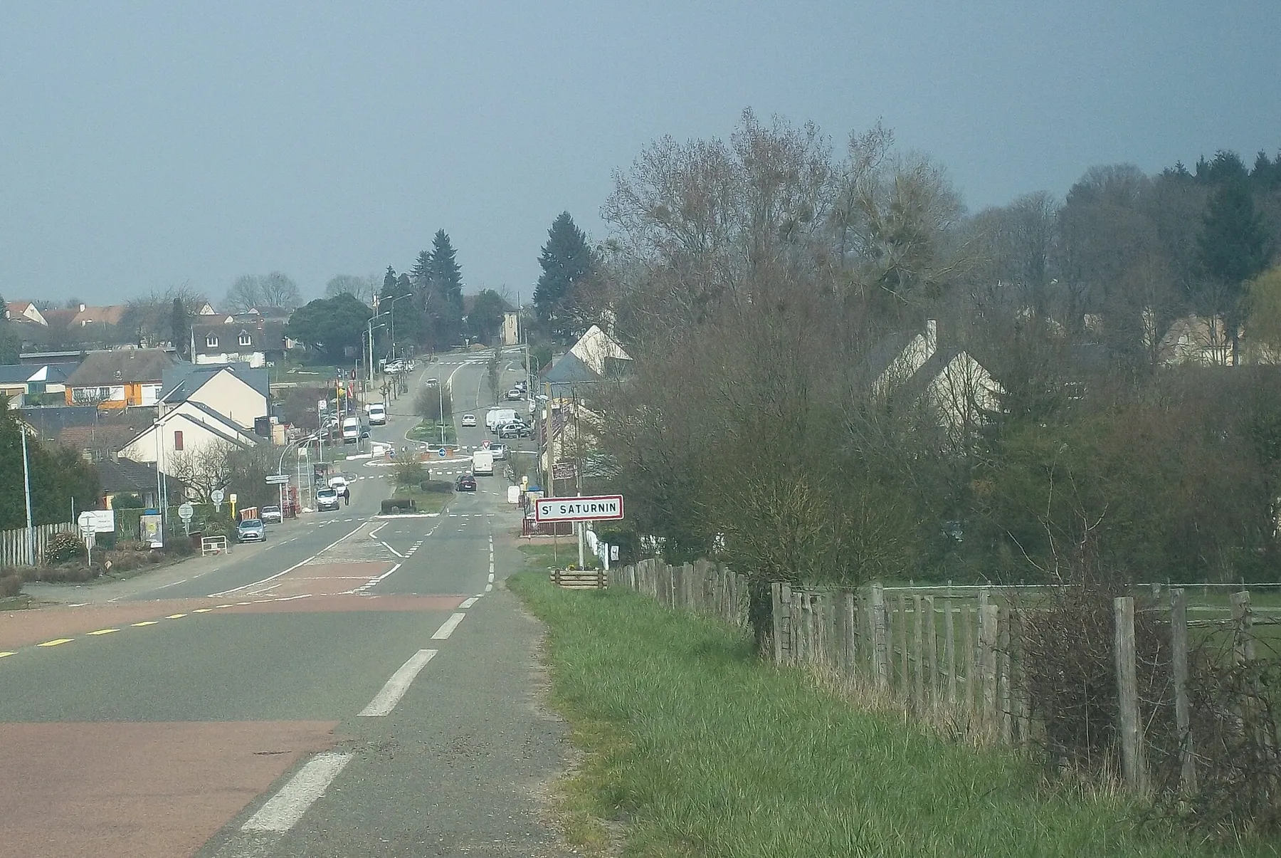 Saint Saturnin - entrée sud