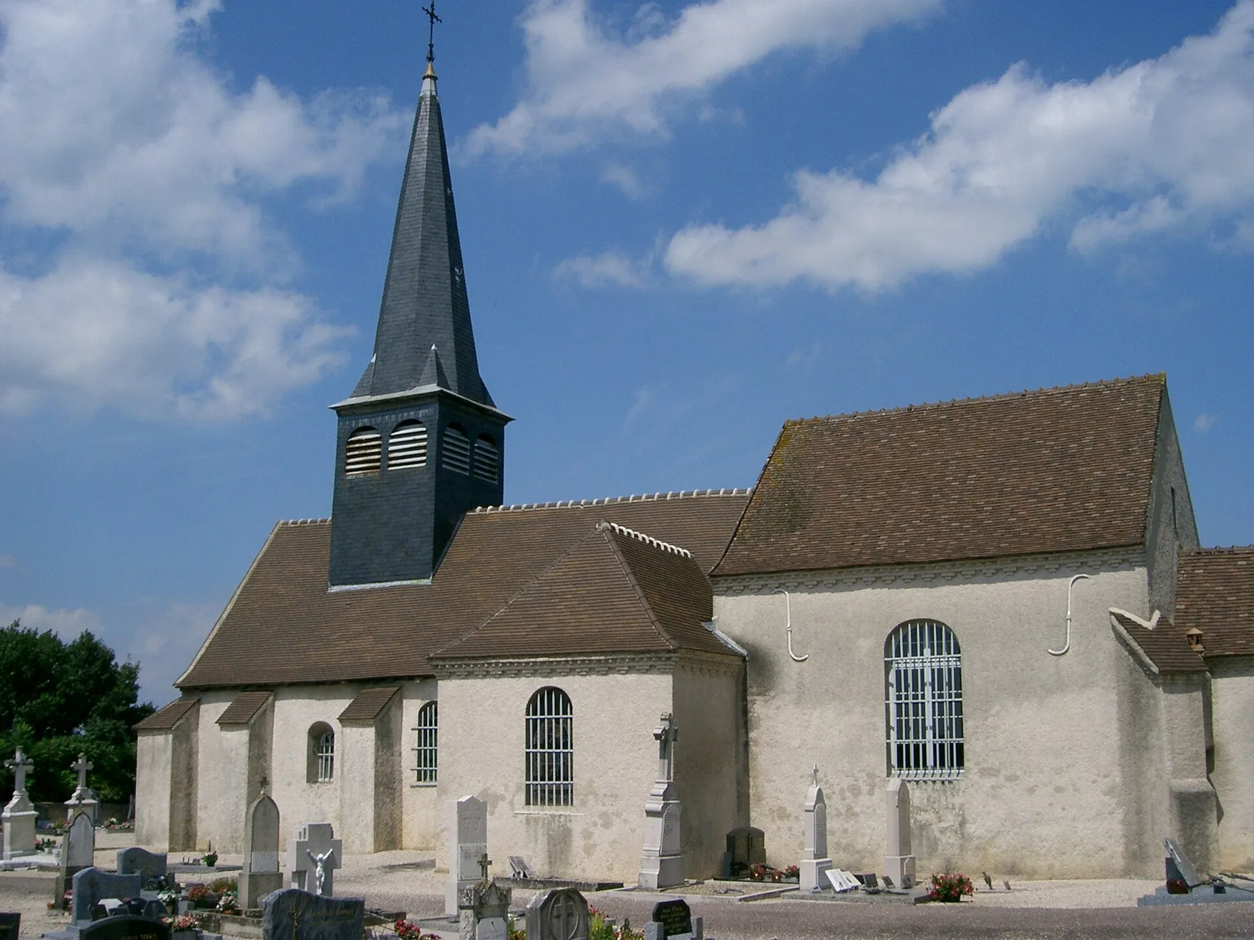 Saunières (Saône et Loire - France) - église