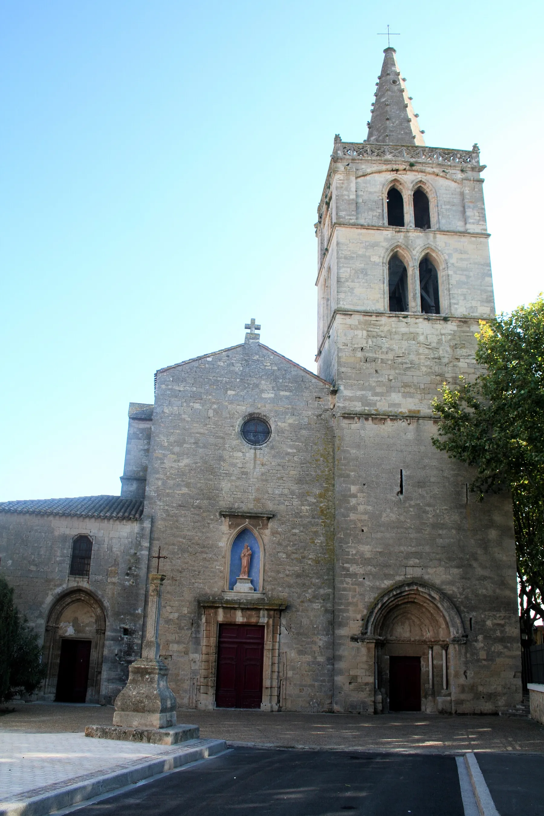 Sérignan (Hérault) - Collégiale Notre-Dame de Grâce.