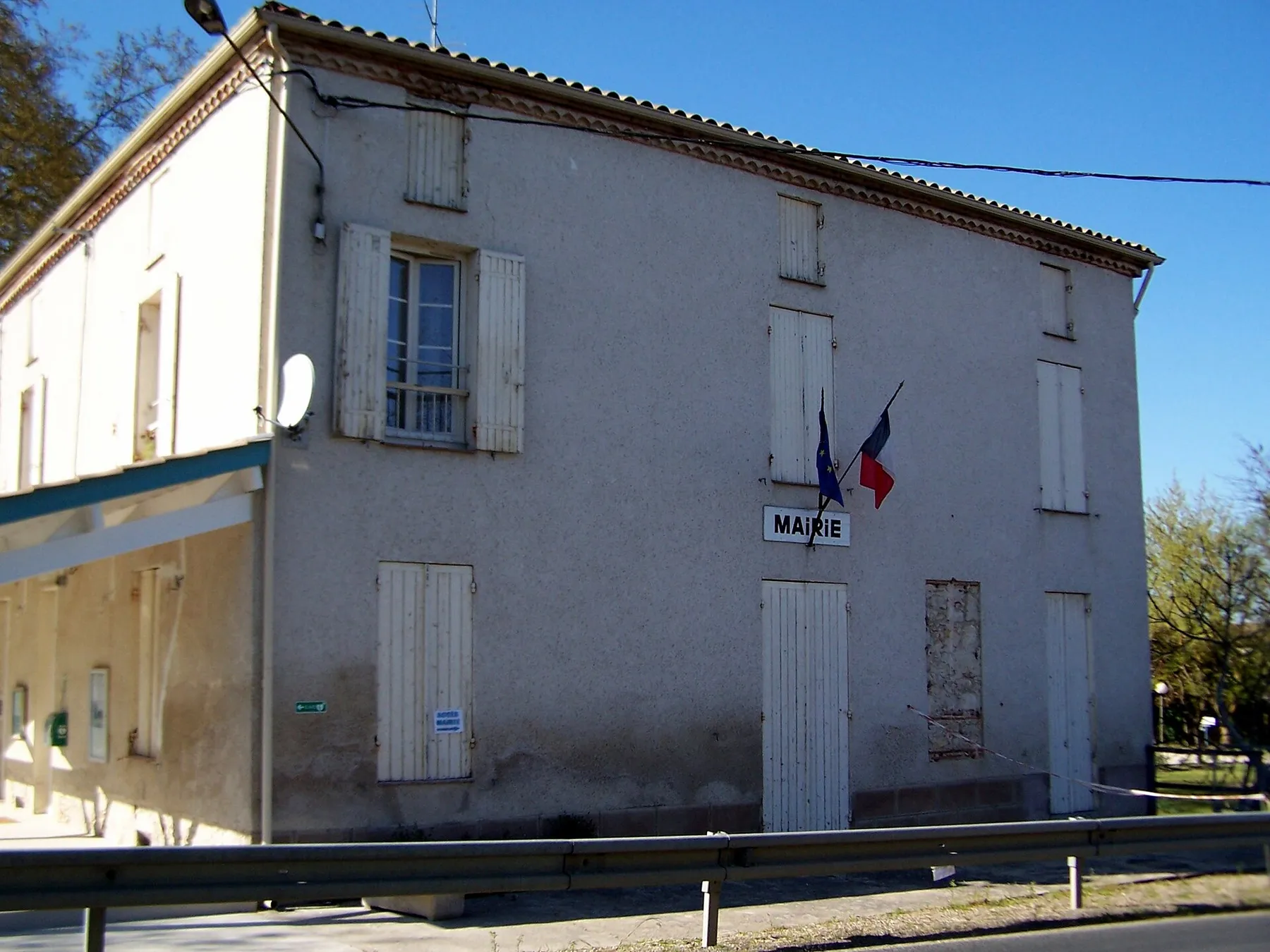 Town hall of Villeton (Lot-et-Garonne, France)