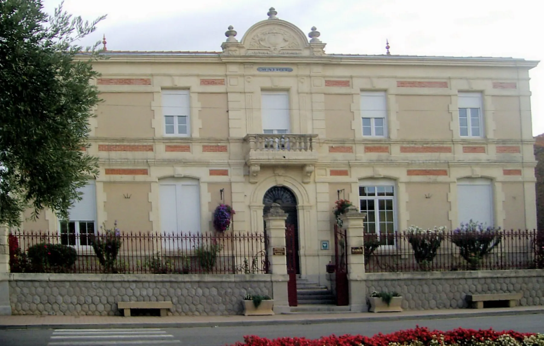 La mairie de Vinassan