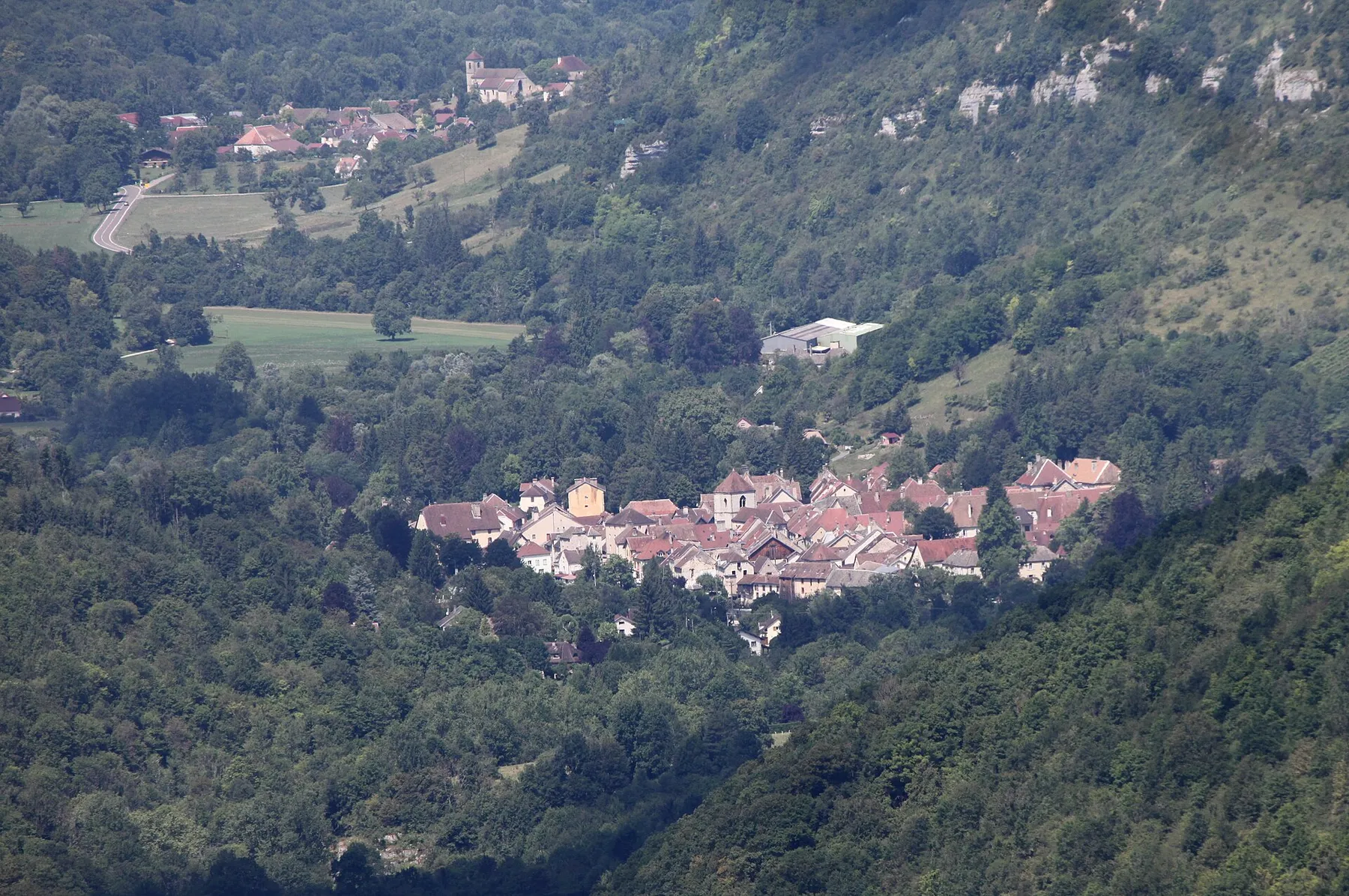 Vue de Vuillafans depuis le belvédère du Moine à Renédale.